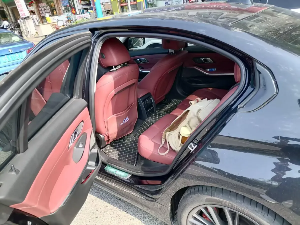 2024 BMW 3 Series 2.0T 184HP L4 8AT,autocango,china used car exporter,china ev exporter,chinese used car exporter,chinese used ev exporter