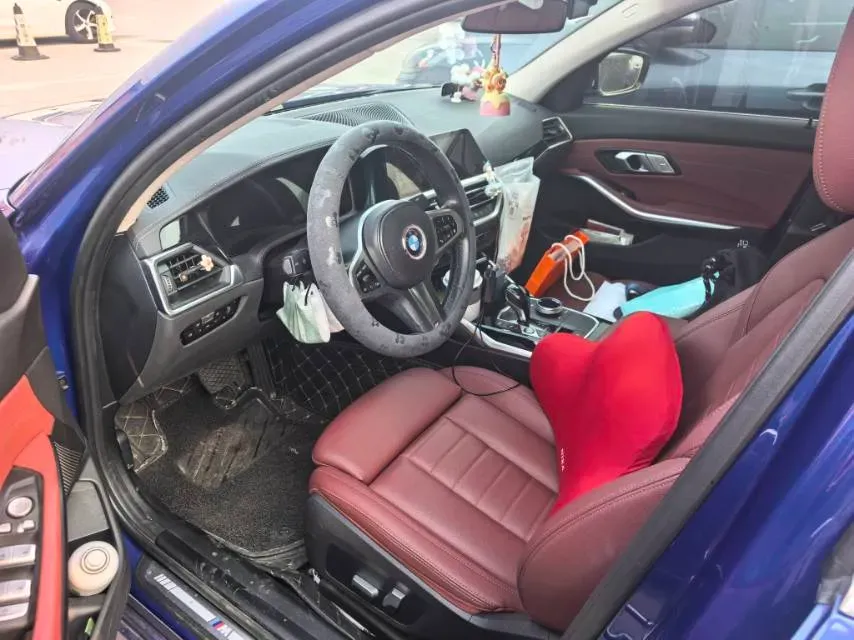 2021 BMW 3 Series 2.0T 156HP L4 8AT,autocango,china used car exporter,china ev exporter,chinese used car exporter,chinese used ev exporter