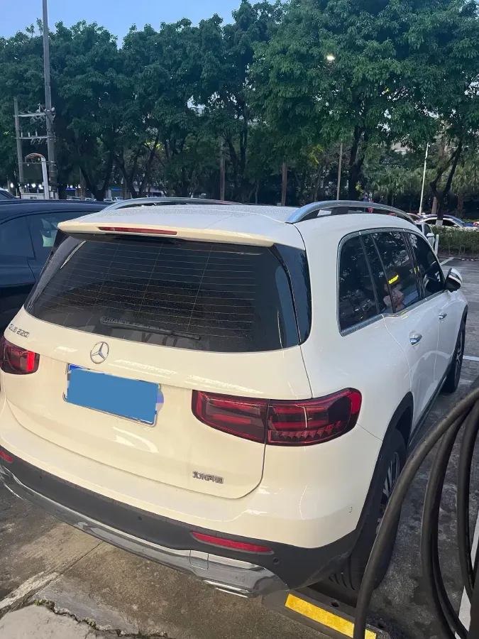 2024 Mercedes-Benz GLB Class 2.0T 190HP L4 8DCT,autocango,china used car exporter,china ev exporter,chinese used car exporter,chinese used ev exporter