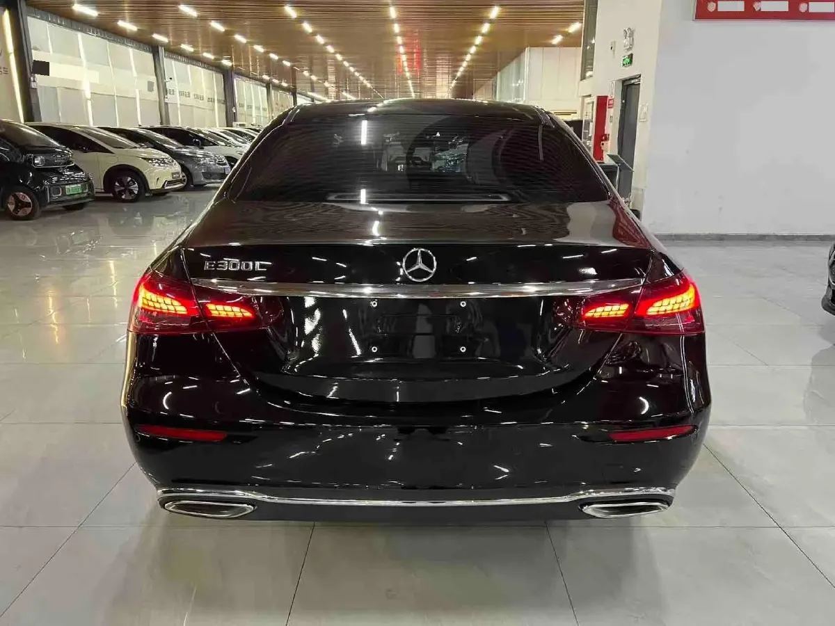 2022 Mercedes-Benz E Class 2.0T 258HP L4 9AT,autocango,china used car exporter,china ev exporter,chinese used car exporter,chinese used ev exporter