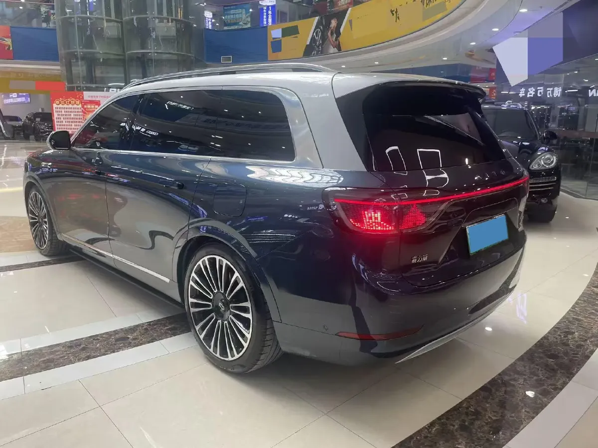 2024 AITO AITO M9 1.5T 152HP L4 REEV 42KWH,autocango,china used car exporter,china ev exporter,chinese used car exporter,chinese used ev exporter