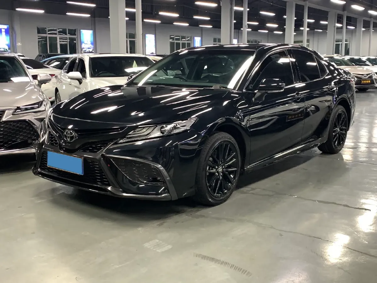 2022 Toyota Camry 2.5L 209HP L4 8AT,autocango,china used car exporter,china ev exporter,chinese used car exporter,chinese used ev exporter