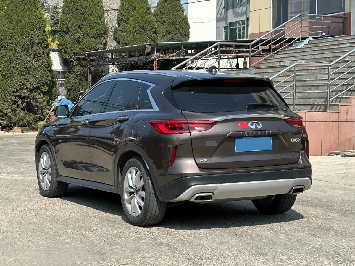 2018 Mitsubishi Pajero 3.0L 174HP V6 5AT,autocango,china used car exporter,china ev exporter,chinese used car exporter,chinese used ev exporter