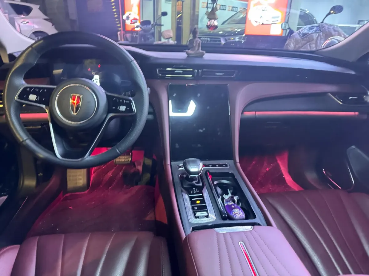 2024 HongQi H5 2.0T 224HP L4 8AT,autocango,china used car exporter,china ev exporter,chinese used car exporter,chinese used ev exporter