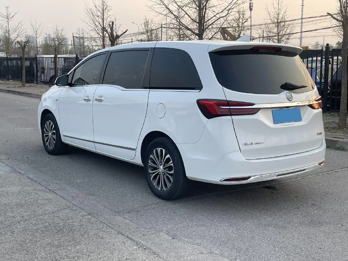 2021 Buick GL8 2.0T 237HP L4 9AT,autocango,china used car exporter,china ev exporter,chinese used car exporter,chinese used ev exporter