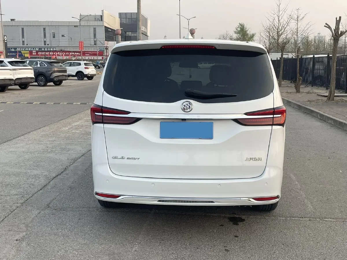 2021 Buick GL8 2.0T 237HP L4 9AT,autocango,china used car exporter,china ev exporter,chinese used car exporter,chinese used ev exporter