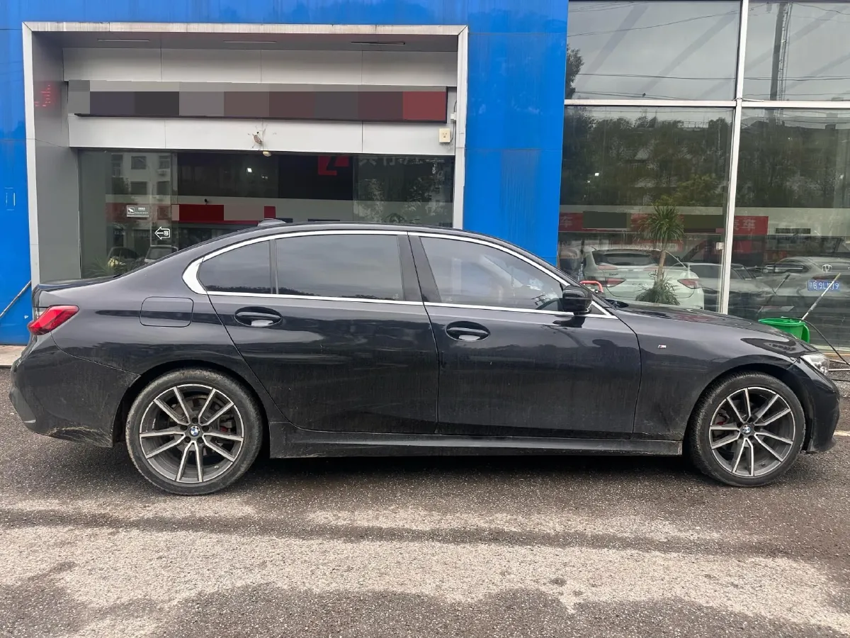 2022 BMW 3 Series 2.0T 156HP L4 8AT,autocango,china used car exporter,china ev exporter,chinese used car exporter,chinese used ev exporter