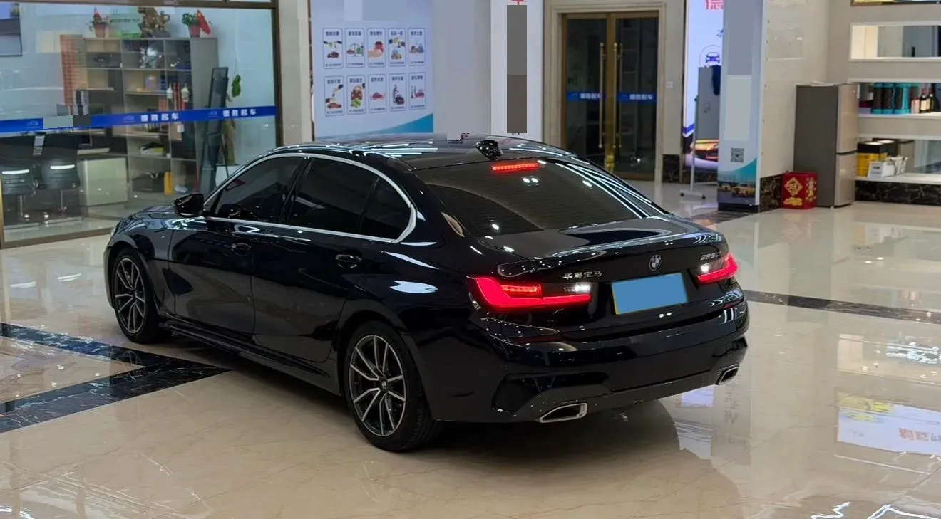 2021 BMW 3 Series 2.0T 156HP L4 8AT,autocango,china used car exporter,china ev exporter,chinese used car exporter,chinese used ev exporter