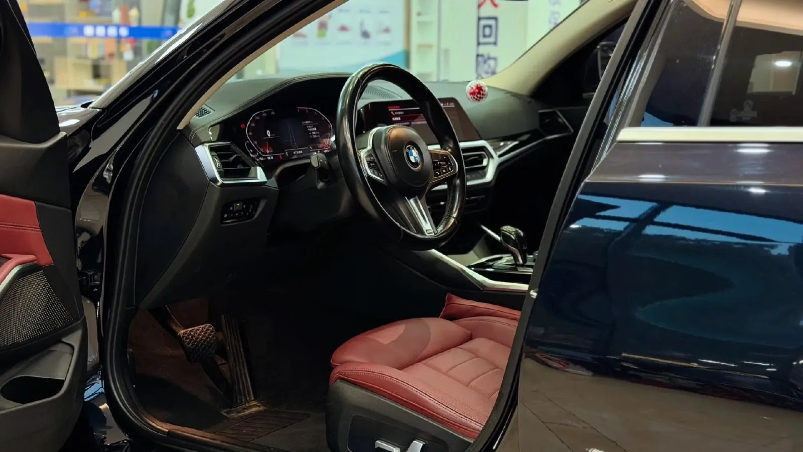 2021 BMW 3 Series 2.0T 156HP L4 8AT,autocango,china used car exporter,china ev exporter,chinese used car exporter,chinese used ev exporter