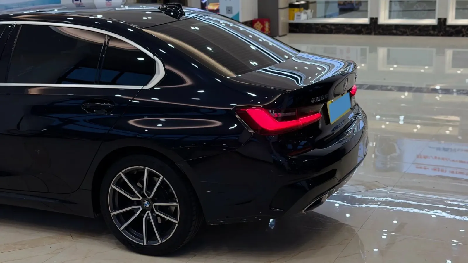 2021 BMW 3 Series 2.0T 156HP L4 8AT,autocango,china used car exporter,china ev exporter,chinese used car exporter,chinese used ev exporter