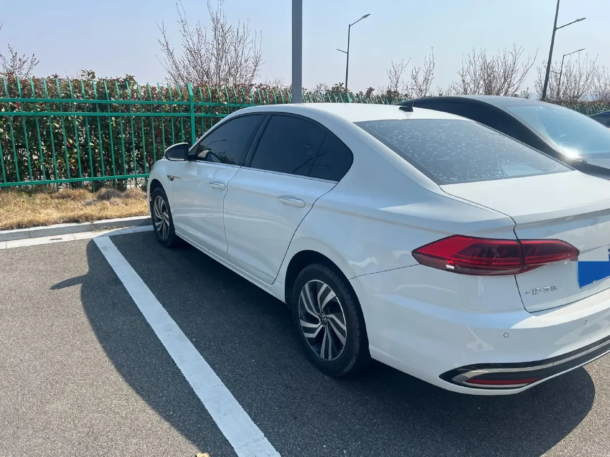 2023 Volkswagen Bora 1.2T 116HP L4 7DCT,autocango,china used car exporter,china ev exporter,chinese used car exporter,chinese used ev exporter