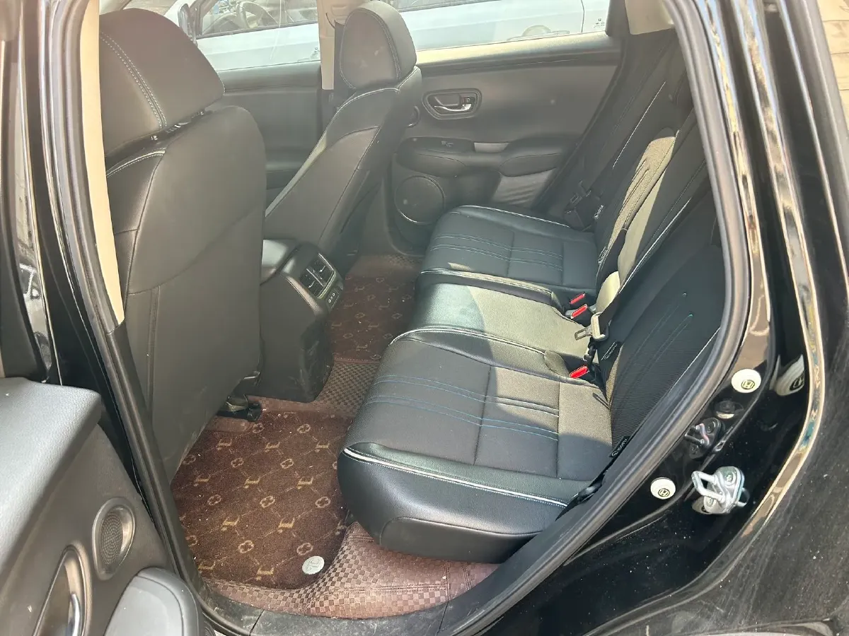 2023 Honda HR-V 1.5T 182HP L4 CVT,autocango,china used car exporter,china ev exporter,chinese used car exporter,chinese used ev exporter