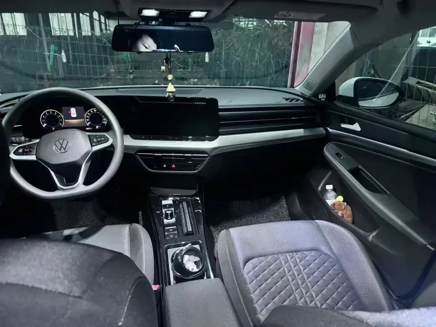 2024 Volkswagen Lamando 1.2T 116HP L4 7DCT,autocango,china used car exporter,china ev exporter,chinese used car exporter,chinese used ev exporter