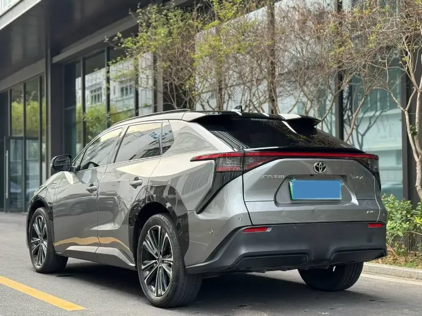 2022 Toyota bZ4X BEV 66.7KWH,autocango,china used car exporter,china ev exporter,chinese used car exporter,chinese used ev exporter