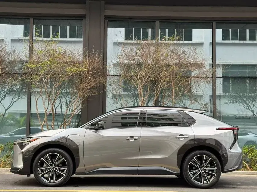 2022 Toyota bZ4X BEV 66.7KWH,autocango,china used car exporter,china ev exporter,chinese used car exporter,chinese used ev exporter