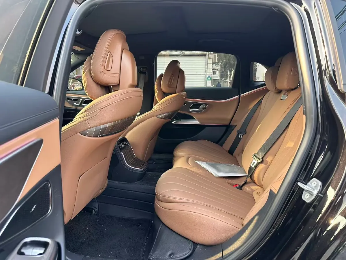 2024 Mercedes-Benz E Class 2.0T 258HP L4 9AT,autocango,china used car exporter,china ev exporter,chinese used car exporter,chinese used ev exporter