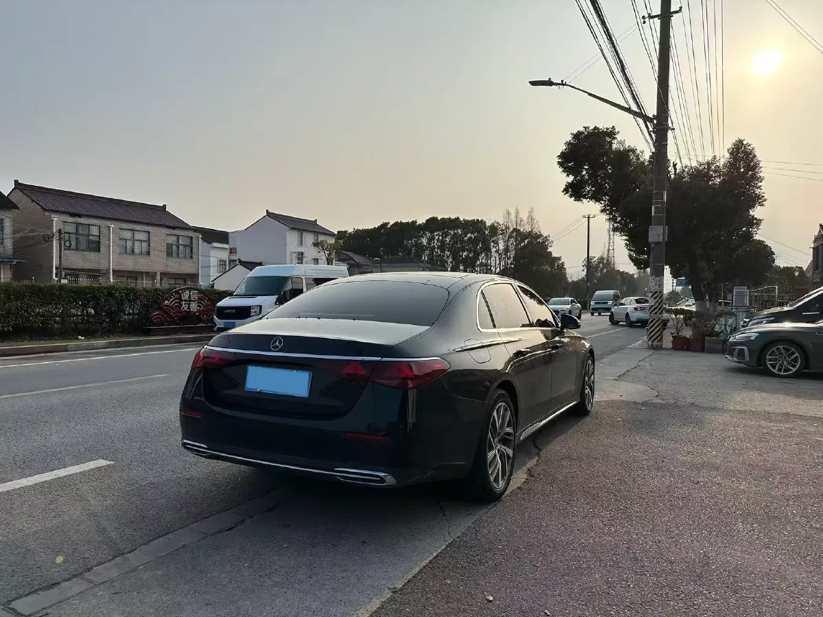 2024 Mercedes-Benz E Class 2.0T 258HP L4 9AT,autocango,china used car exporter,china ev exporter,chinese used car exporter,chinese used ev exporter