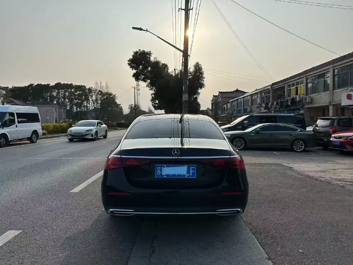 2024 Mercedes-Benz E Class 2.0T 258HP L4 9AT,autocango,china used car exporter,china ev exporter,chinese used car exporter,chinese used ev exporter