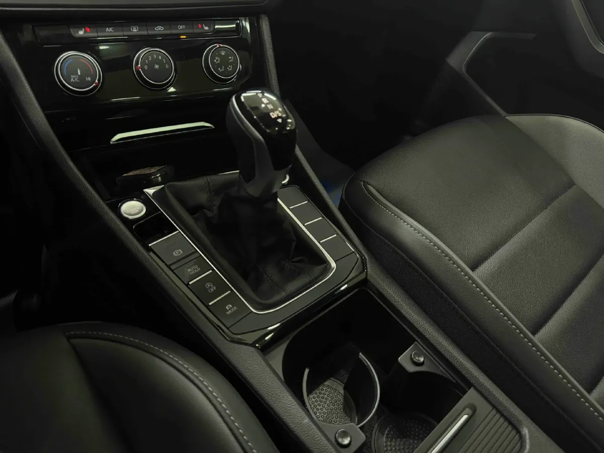 2021 Volkswagen Sagitar 1.4T 150HP L4 7DCT,autocango,china used car exporter,china ev exporter,chinese used car exporter,chinese used ev exporter