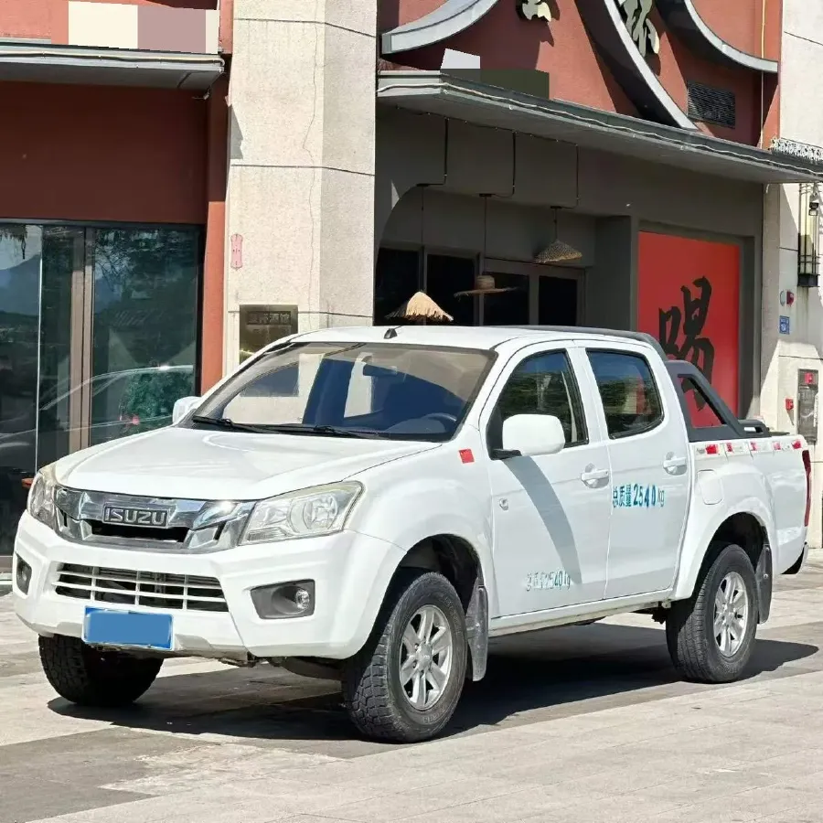 2018 Isuzu RE-MAX Jim 2.0T 204HP L4 5MT,autocango,china used car exporter,china ev exporter,chinese used car exporter,chinese used ev exporter