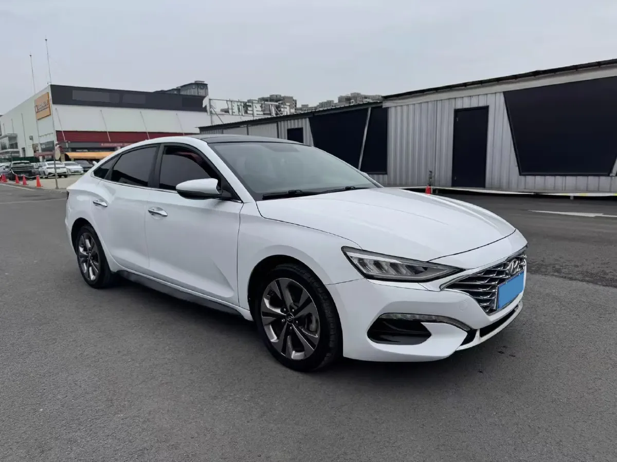 2019 Hyundai La Festa 1.6T 190HP L4 7DCT,autocango,china used car exporter,china ev exporter,chinese used car exporter,chinese used ev exporter
