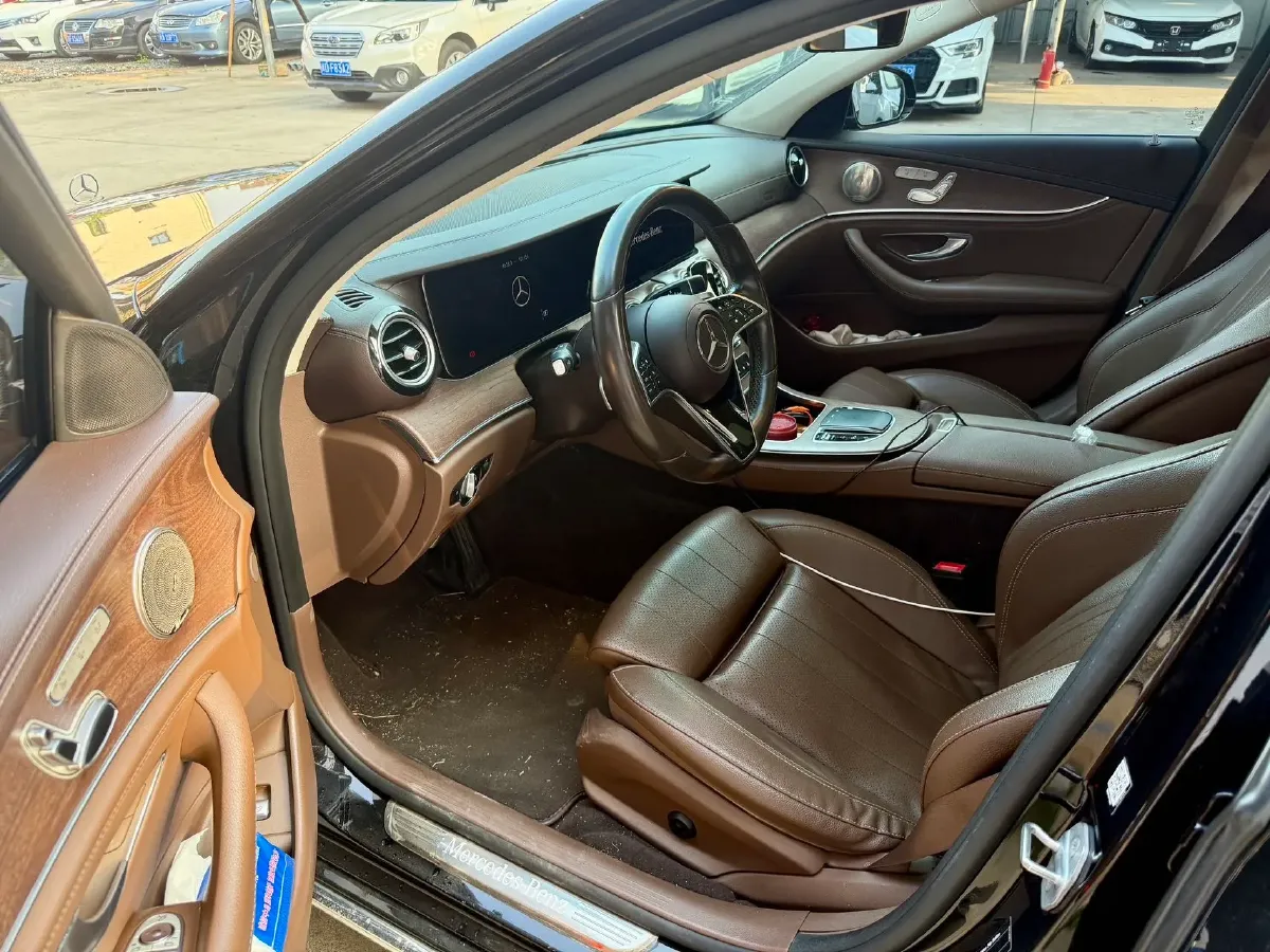 2021 Mercedes-Benz E Class 2.0T 197HP L4 9AT,autocango,china used car exporter,china ev exporter,chinese used car exporter,chinese used ev exporter