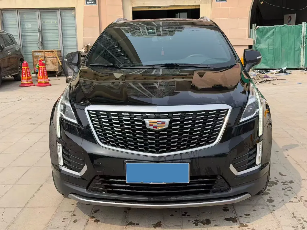 2022 Cadillac XT5 2.0T 237HP L4 9AT,autocango,china used car exporter,china ev exporter,chinese used car exporter,chinese used ev exporter