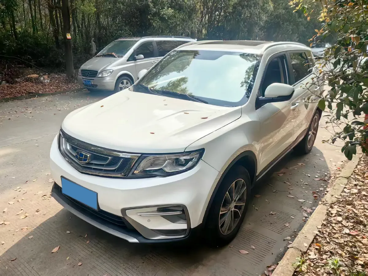 2020 Roewe i6 1.5T 169HP L4 7DCT,autocango,china used car exporter,china ev exporter,chinese used car exporter,chinese used ev exporter