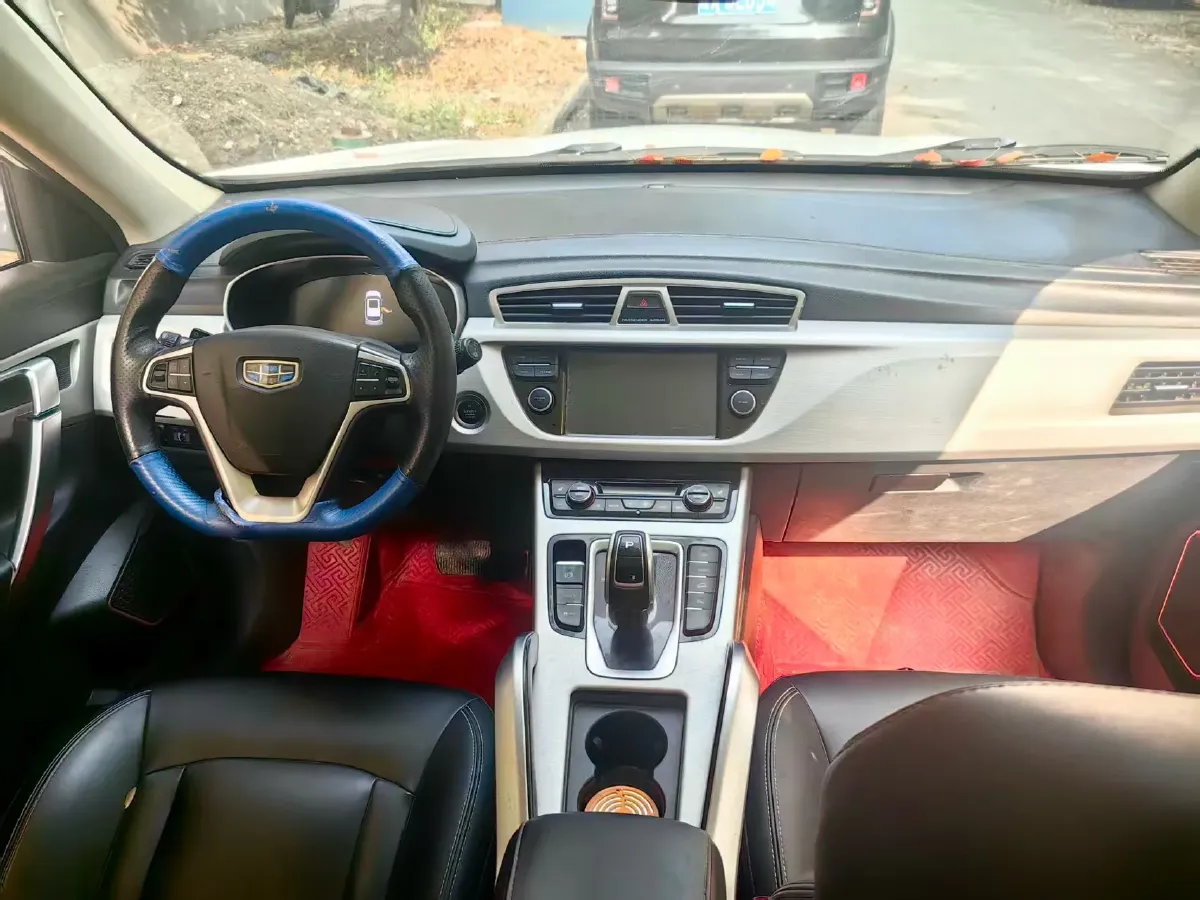 2020 Roewe i6 1.5T 169HP L4 7DCT,autocango,china used car exporter,china ev exporter,chinese used car exporter,chinese used ev exporter