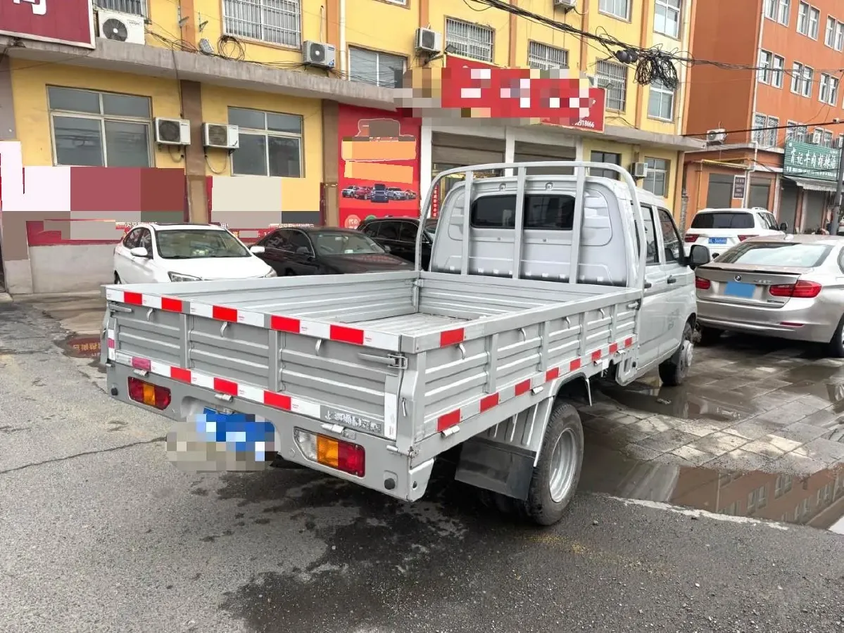 2023 WuLing RongGuang New Truck 2.0L 136HP L4 5MT,autocango,china used car exporter,china ev exporter,chinese used car exporter,chinese used ev exporter