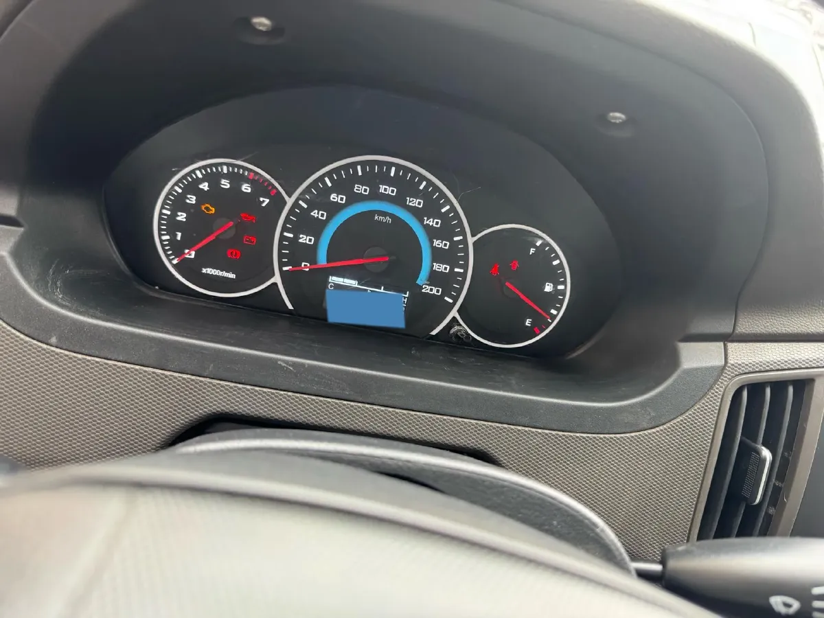 2023 WuLing RongGuang New Truck 2.0L 136HP L4 5MT,autocango,china used car exporter,china ev exporter,chinese used car exporter,chinese used ev exporter