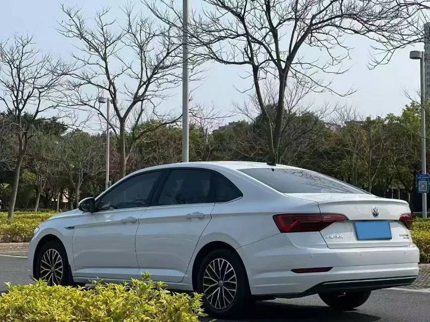 2019 Jeep Renegade 1.3T 173HP L4 7DCT,autocango,china used car exporter,china ev exporter,chinese used car exporter,chinese used ev exporter