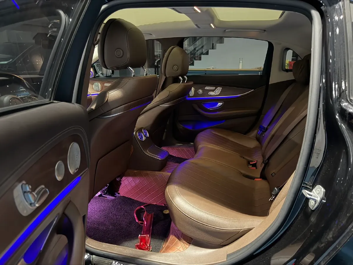 2021 Mercedes-Benz E Class 2.0T 258HP L4 9AT,autocango,china used car exporter,china ev exporter,chinese used car exporter,chinese used ev exporter