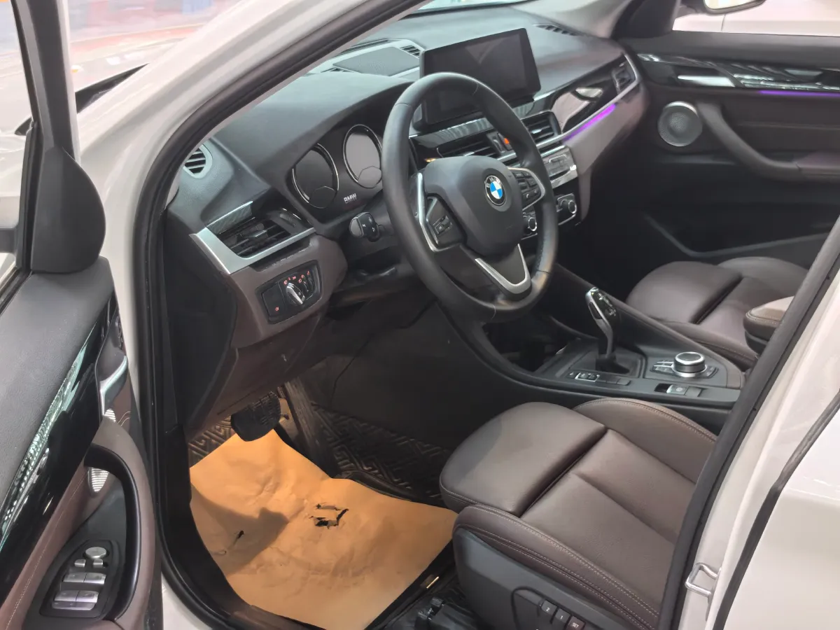 2021 BMW X1 1.5T 140HP L3 7DCT,autocango,china used car exporter,china ev exporter,chinese used car exporter,chinese used ev exporter