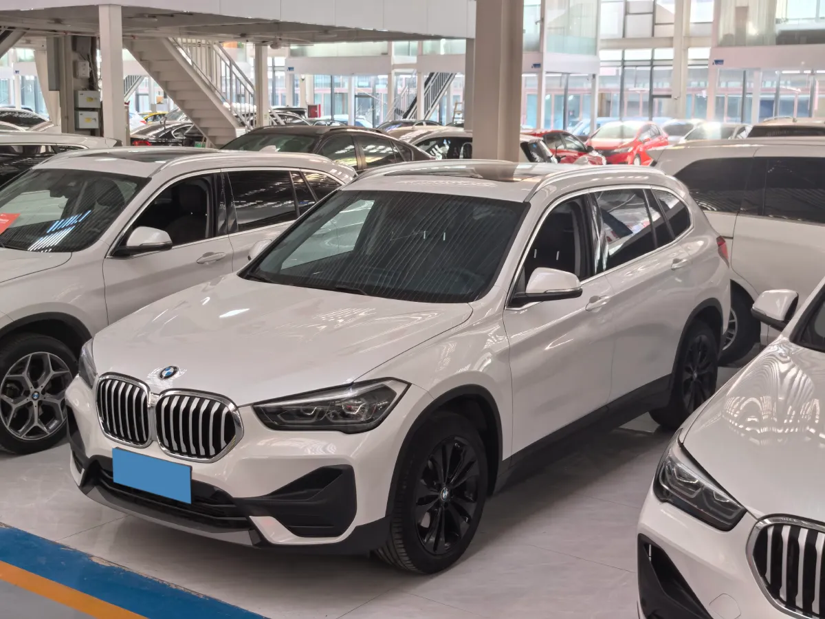 2021 BMW X1 1.5T 140HP L3 7DCT,autocango,china used car exporter,china ev exporter,chinese used car exporter,chinese used ev exporter
