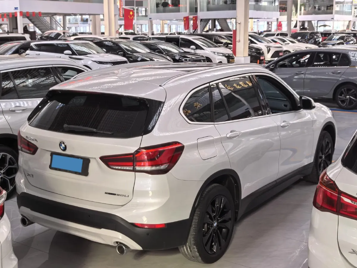 2021 BMW X1 1.5T 140HP L3 7DCT,autocango,china used car exporter,china ev exporter,chinese used car exporter,chinese used ev exporter