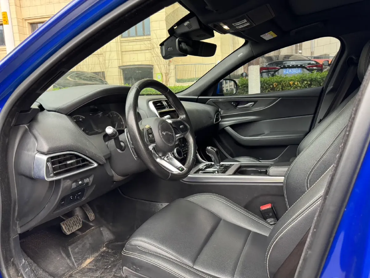 2020 Jaguar XEL 2.0T 200HP L4 8AT,autocango,china used car exporter,china ev exporter,chinese used car exporter,chinese used ev exporter