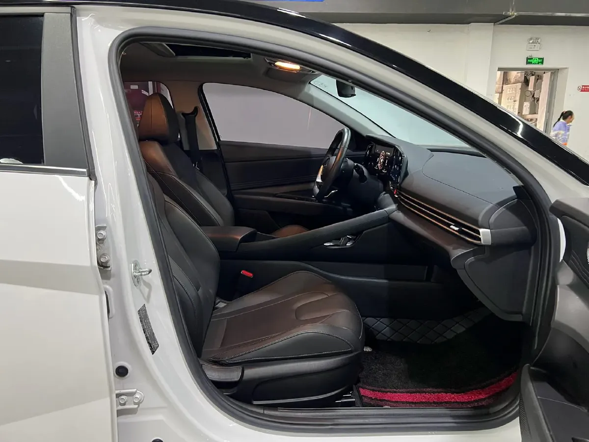 2021 Hyundai Elantra 1.5L 115HP L4 CVT,autocango,china used car exporter,china ev exporter,chinese used car exporter,chinese used ev exporter