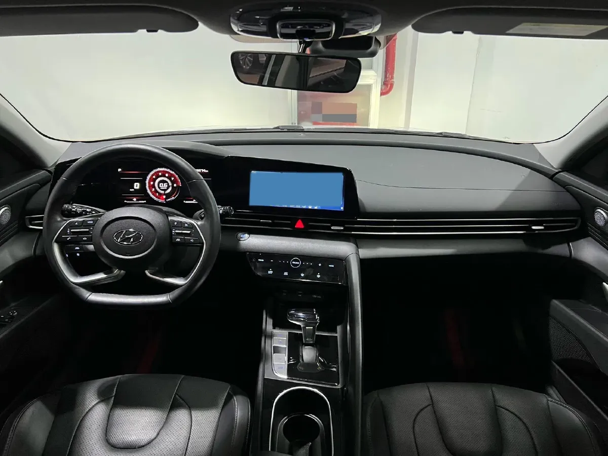 2021 Hyundai Elantra 1.5L 115HP L4 CVT,autocango,china used car exporter,china ev exporter,chinese used car exporter,chinese used ev exporter