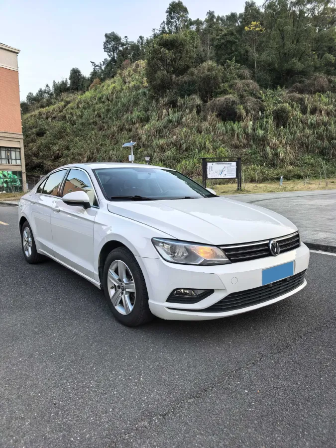 2018 Volkswagen Lamando 1.4T 131HP L4 7DCT,autocango,china used car exporter,china ev exporter,chinese used car exporter,chinese used ev exporter