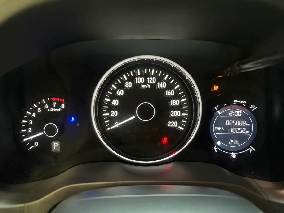 2022 Honda Vezel 1.5L 131HP L4 CVT,autocango,china used car exporter,china ev exporter,chinese used car exporter,chinese used ev exporter