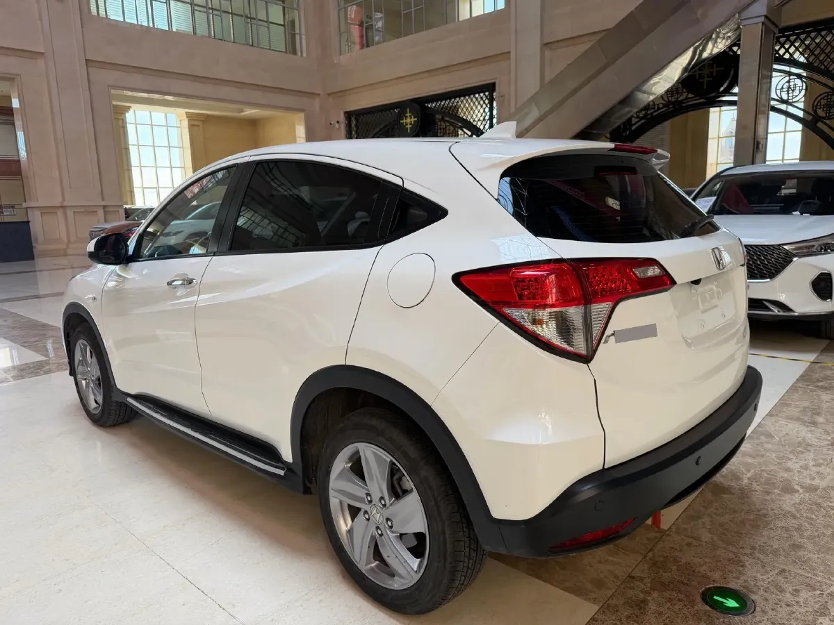 2022 Honda Vezel 1.5L 131HP L4 CVT,autocango,china used car exporter,china ev exporter,chinese used car exporter,chinese used ev exporter