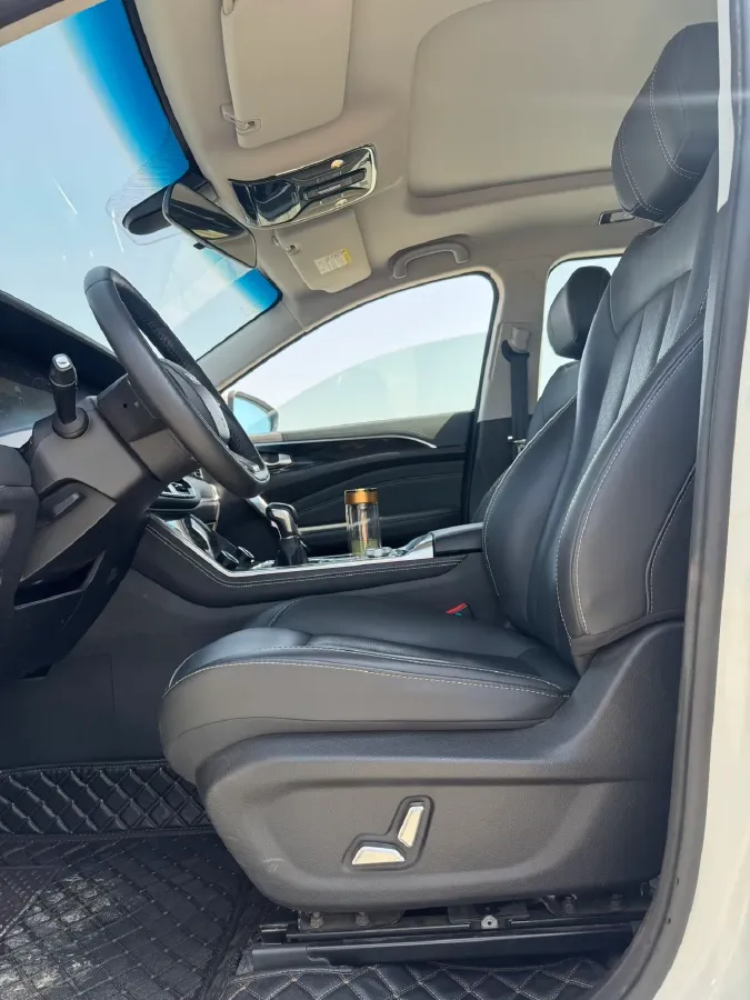 2019 Jetour X90 1.5T 147HP L4 6MT,autocango,china used car exporter,china ev exporter,chinese used car exporter,chinese used ev exporter