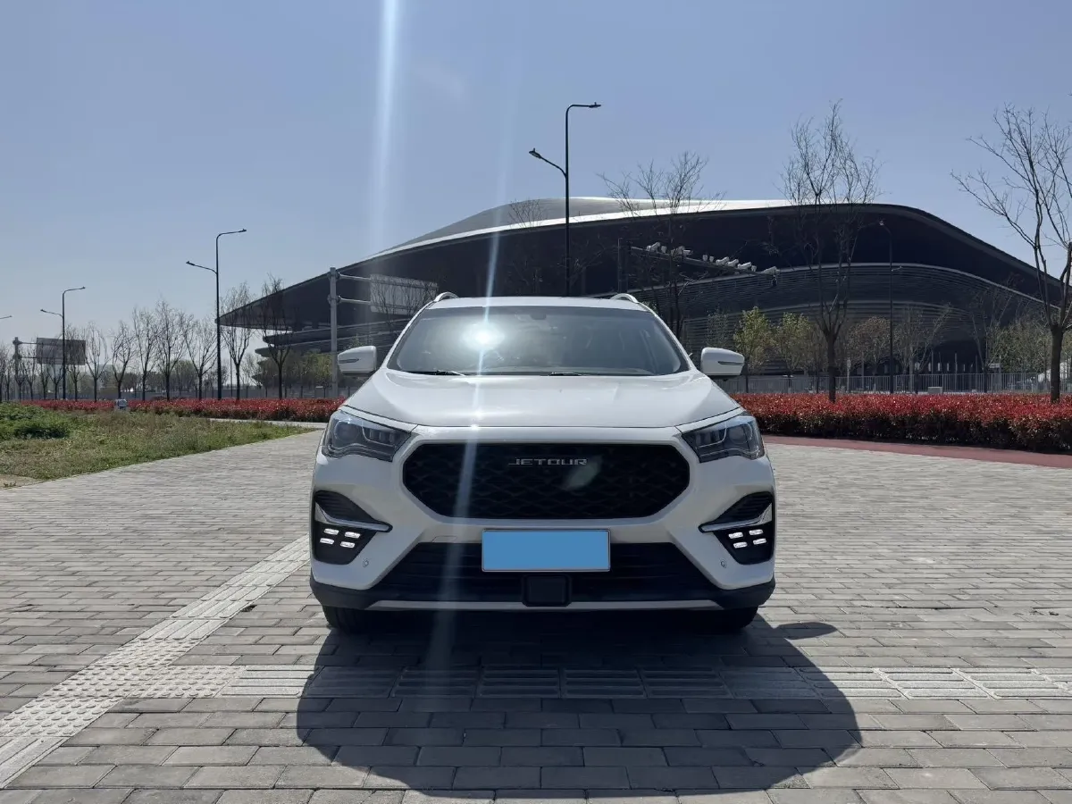 2019 Jetour X90 1.5T 147HP L4 6MT,autocango,china used car exporter,china ev exporter,chinese used car exporter,chinese used ev exporter