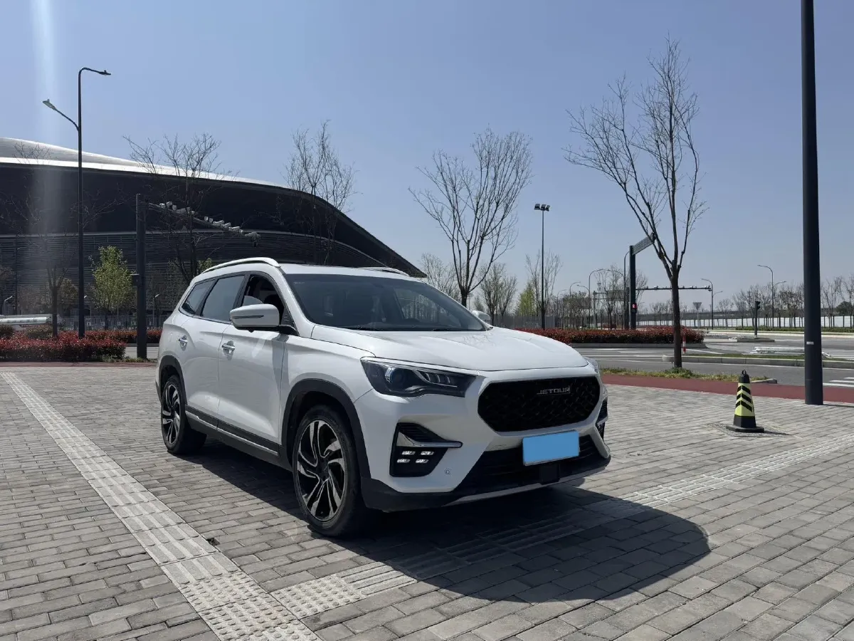 2019 Jetour X90 1.5T 147HP L4 6MT,autocango,china used car exporter,china ev exporter,chinese used car exporter,chinese used ev exporter