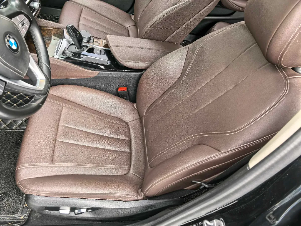 2020 BMW 5 Series 2.0T 184HP L4 8AT,autocango,china used car exporter,china ev exporter,chinese used car exporter,chinese used ev exporter