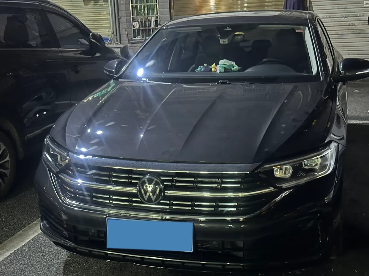 2024 Volkswagen Sagitar 1.5T 160HP L4 7DCT,autocango,china used car exporter,china ev exporter,chinese used car exporter,chinese used ev exporter