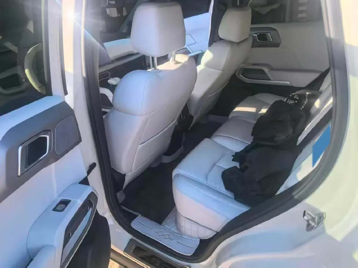 2025 FangChengBao Tai 3 BEV,autocango,china used car exporter,china ev exporter,chinese used car exporter,chinese used ev exporter