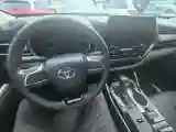 2023 Toyota Highlander 2.5L 189HP L4 E-CVT Hybrid