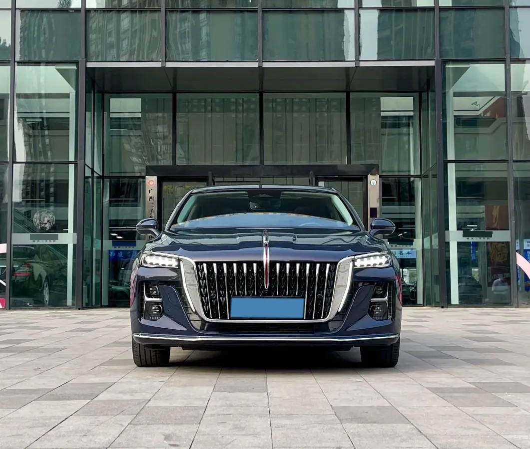 2024 HongQi H5 2.0T 224HP L4 8AT,autocango,china used car exporter,china ev exporter,chinese used car exporter,chinese used ev exporter